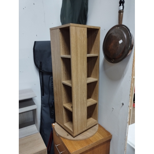 140 - Swiveling Shelf Unit