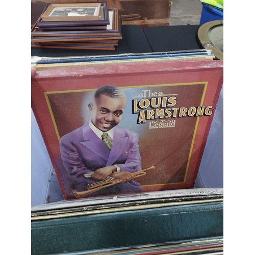 162 - Selection of Vintage Collectable Vinyl Records inc Jazz, Louis Armstrong, Glenn Miller, Johnny Cash,... 