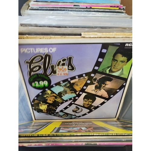 163 - Large Selection of Vintage Collectable Elvis Presley Vinyl Records inc Picture Disc.