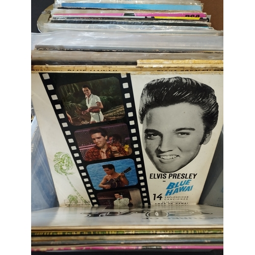 163 - Large Selection of Vintage Collectable Elvis Presley Vinyl Records inc Picture Disc.