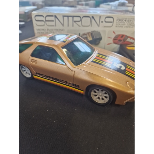 255 - Matchbox Sentron-9 Porsche 928Gt 1:20 scale in Gold