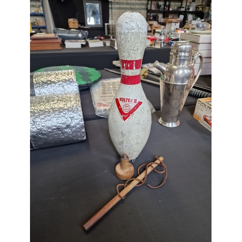 304 - Vintage Ten pin bowling pin and vintage spinning top