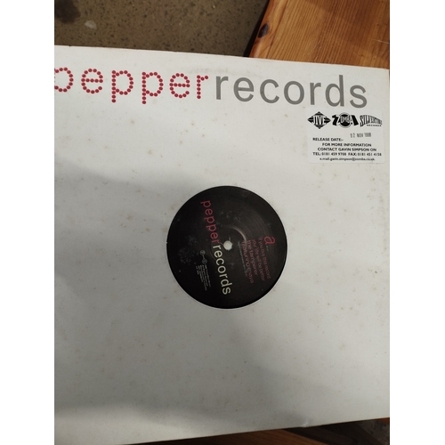 350 - Selection of Collectable Vinyl Electronic and House Records inc M-People and Up Yer Ronson. Includes... 