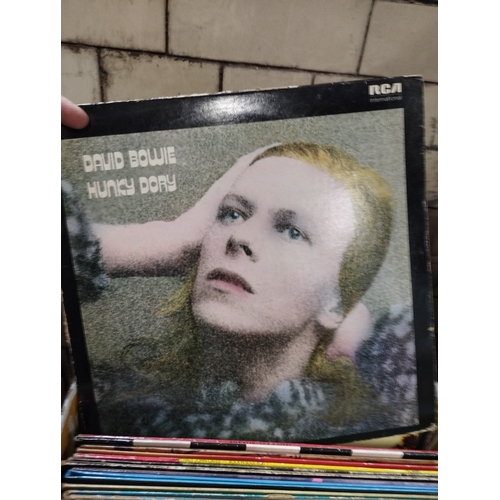 360 - Selection of Vintage Collectable Vinyl Records Albums and Singles Mostly 1980's inc Bowie, Blondie, ... 