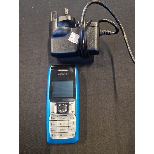 25 - Nokia 2310 - RM-189 with charger