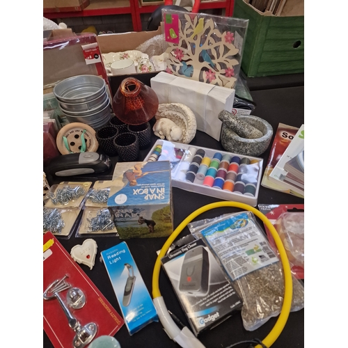 67 - A mixed bundle of home ware, pet and hardware