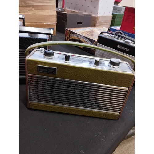 71 - Selection of Vintage and Retro Radios inc Roberts