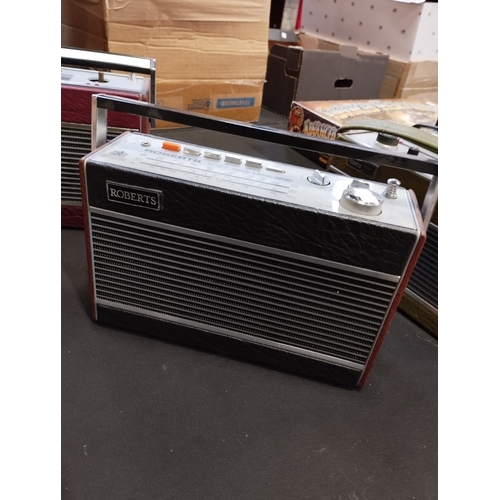 71 - Selection of Vintage and Retro Radios inc Roberts