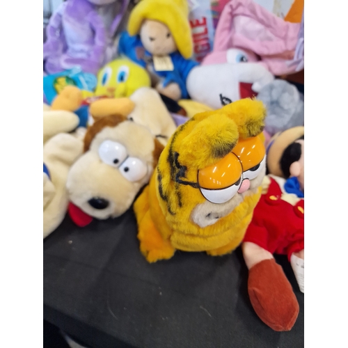 72 - Vintage Looney Tunes and Disney plush. Including money box and puppet.