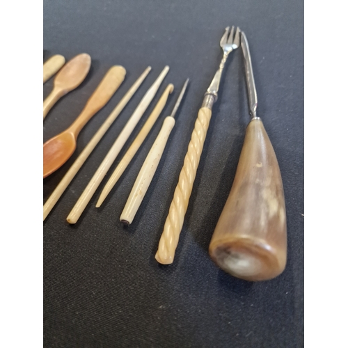 79 - Vintage horn and bone utensils and craft items