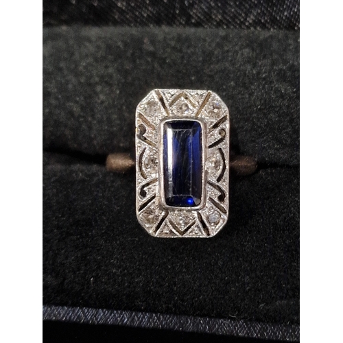 133 - Art Deco 18ct gold & Sapphire ring size J weight 3.32g approx.