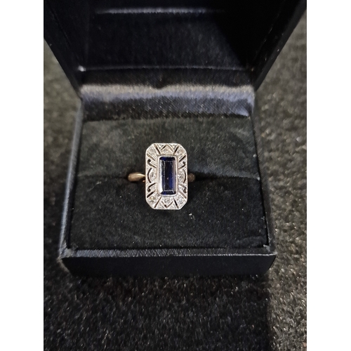 133 - Art Deco 18ct gold & Sapphire ring size J weight 3.32g approx.