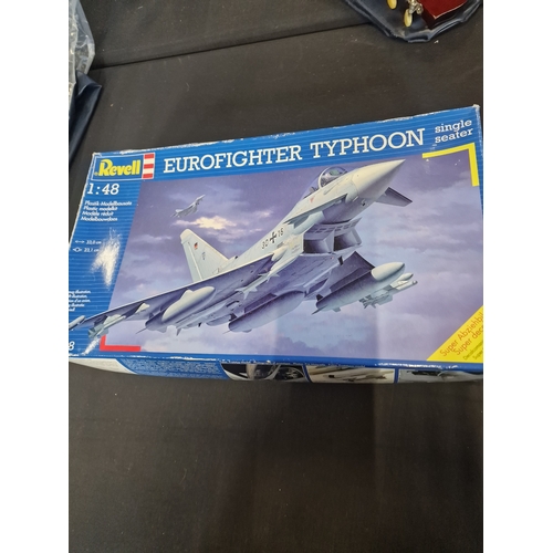 Revell 1:48 F-16 Thunderbird Kit Review - YouTube