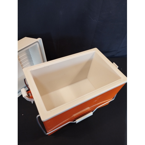 76 - Vintage Curver Cool Box. Approx. 46w x 43h x 29d cm.