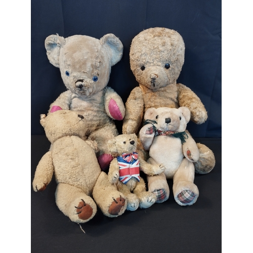 143 - Selection of Vintage Collectable Teddy Bears