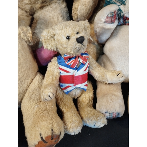 143 - Selection of Vintage Collectable Teddy Bears