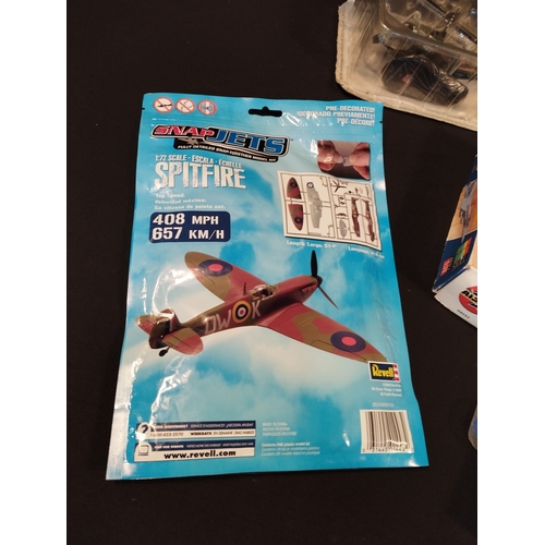 152 - Selection of Model Planes and Model Kits inc Airfix FA18 Hornet, Revell F14 Tomcat, Revell Spitfire ... 