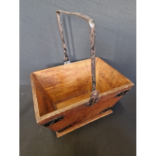 191 - A vintage housemaid box metal bound with swing handle
Measures 35h x 35L x 26.5w approximately