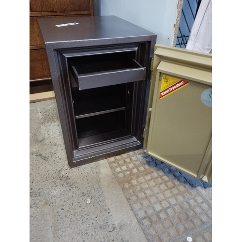 195 - Diplomat D60 Combination and Key Security Safe. With Key. Approx. 56h x 38w x 45cm.