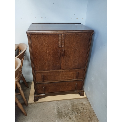 196 - Vintage Oak Linen Cupboard with Two Drawers. Approx. 106h x 80w x 47d cm.