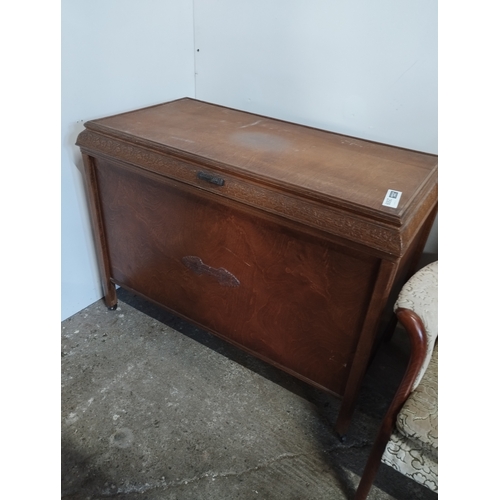 209 - Vintage Mahogany Storage Blanket Chest with Lift Top