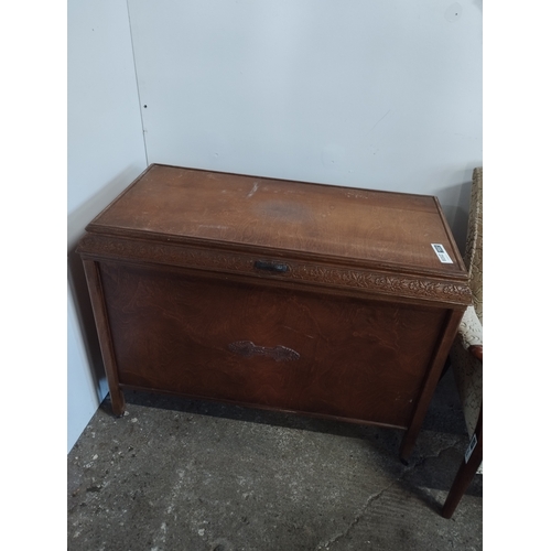 209 - Vintage Mahogany Storage Blanket Chest with Lift Top