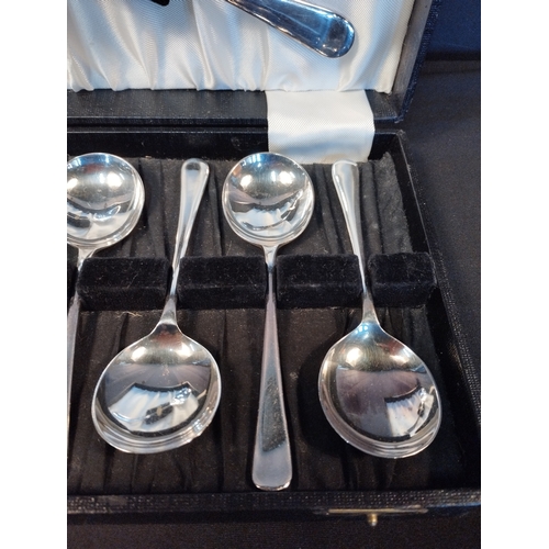 219 - Vintage Silver Plated Fruit Spoons & Server Set. EPNS Super A90 Made in Sheffield.