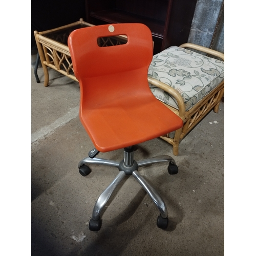 242 - Titan Swivel Chair in Orange