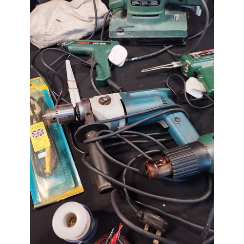 313 - Selection of Power Tools inc Bosch Sander, Heatgun, Soldering Gun, Glue Gun. Black and Decker Drill.... 