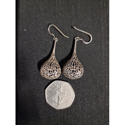 398 - A pair of sterling silver 925 drop earing