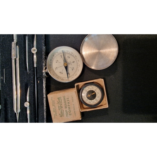 19 - Two vintage compasses. A draftmans set and Moore & Wright vintage no.965 micrometer