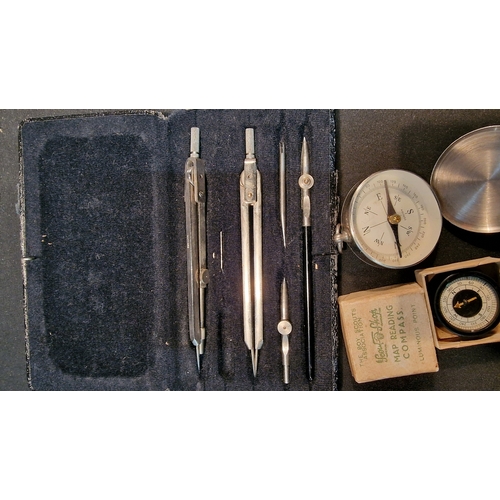 19 - Two vintage compasses. A draftmans set and Moore & Wright vintage no.965 micrometer