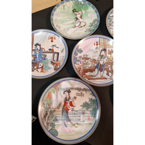 33 - Imperial Jingdezhen Porcelain Beauties of the Red Mansion plate Hsi-Feng Hsifeng Zhao Huimin. A coll... 