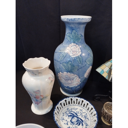 195 - Selection of Vintage Collectable Items inc Vases and Money Boxes