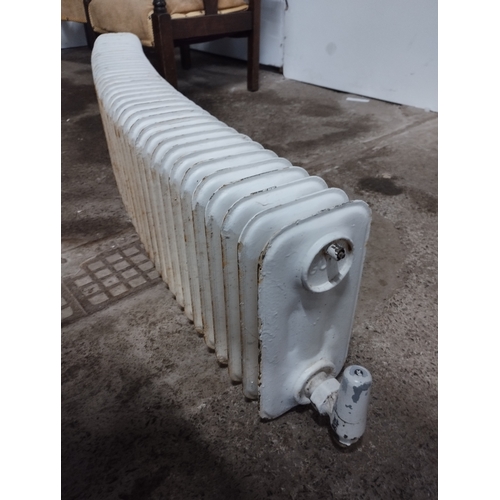 278 - Gulf Curved Bay Window 40 Fin Radiator. Includes Valves. Approx. 142L x 28H x 14D cm