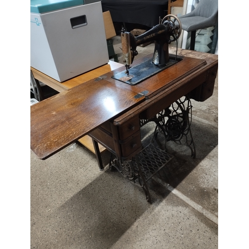 329 - Antique Singer Treadle Sewing Machine 4 Drawer Table and Sewing Machine Model Number Y365999