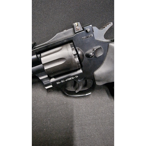 359 - Gamo GR Stricker Revolver .177


Length : 230 mm
Barrel length : 101 mm
Weight : 650 g
Mag. Capacity... 