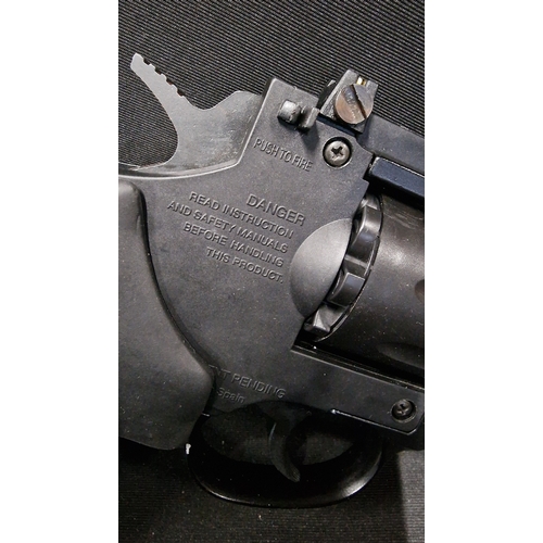 359 - Gamo GR Stricker Revolver .177


Length : 230 mm
Barrel length : 101 mm
Weight : 650 g
Mag. Capacity... 