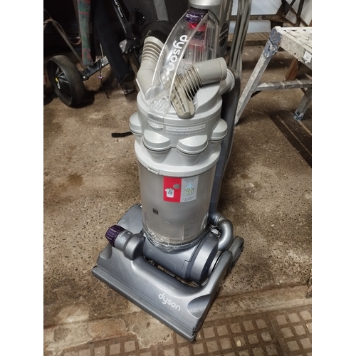 384 - Dyson Upright Vacuum Cleaner with Accessories. Tested for Power