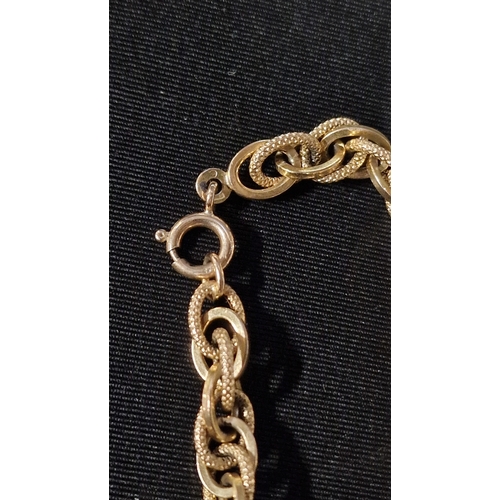 452 - Ladies unique 9ct gold bracelet.
Weight approximately 6.84g