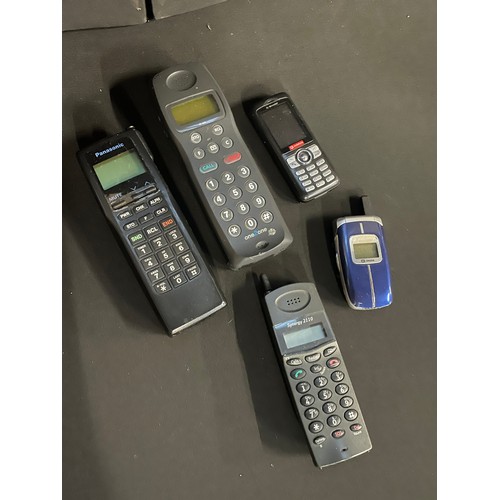 48 - Selection Of Vintage Mobile Phones