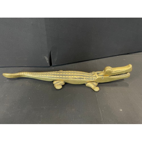 84 - Large Vintage Decorative Heavy Brass Alligator Nut Cracker