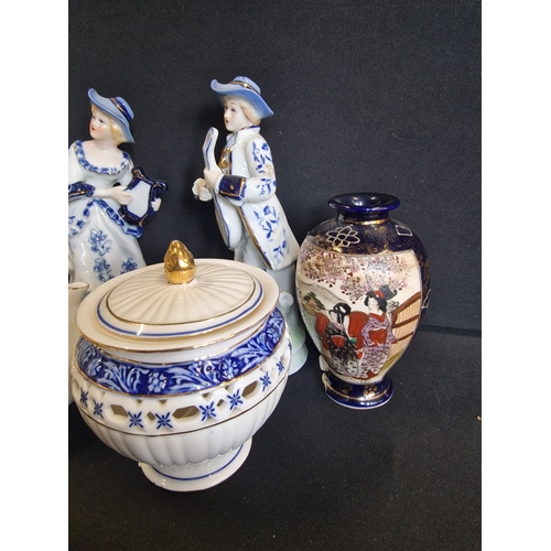 157 - A selection of Sadler, Carlton ware and other ceramic and porceline ware.