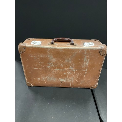 158 - Vintage Travel Case