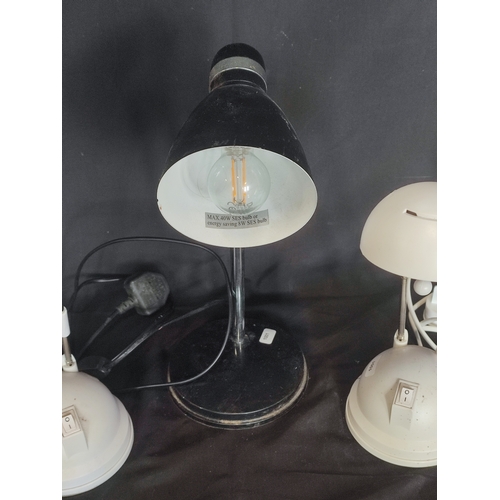 359 - 3 Desk lamps