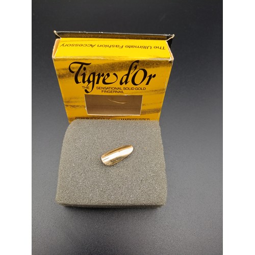 15 - 9 carat Gold fingernail