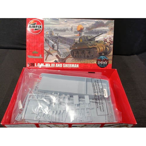 54 - Airfix L.C.M. Mk.III and Sherman scale 1:76 model number A03301