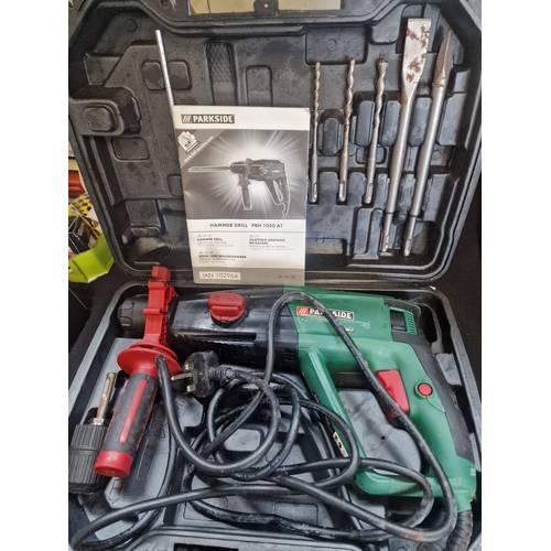 82 - Hammer drill PBH1050 A1 with accessories