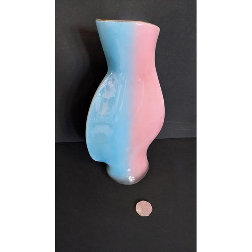 101 - Vintage 1950s Italian Rainbow Vase measures 27 x 15 cm