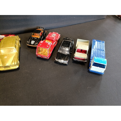 305 - Collection of vintage vehicles including Matchbox, Corgi, Fire engines and a Mooney bank